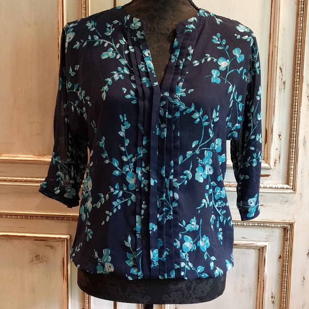 EUC Gap Top sheer